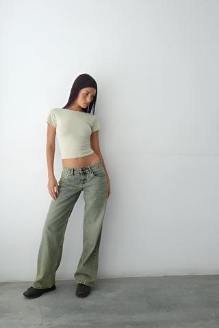 MIA | LOW-RISE JEANS