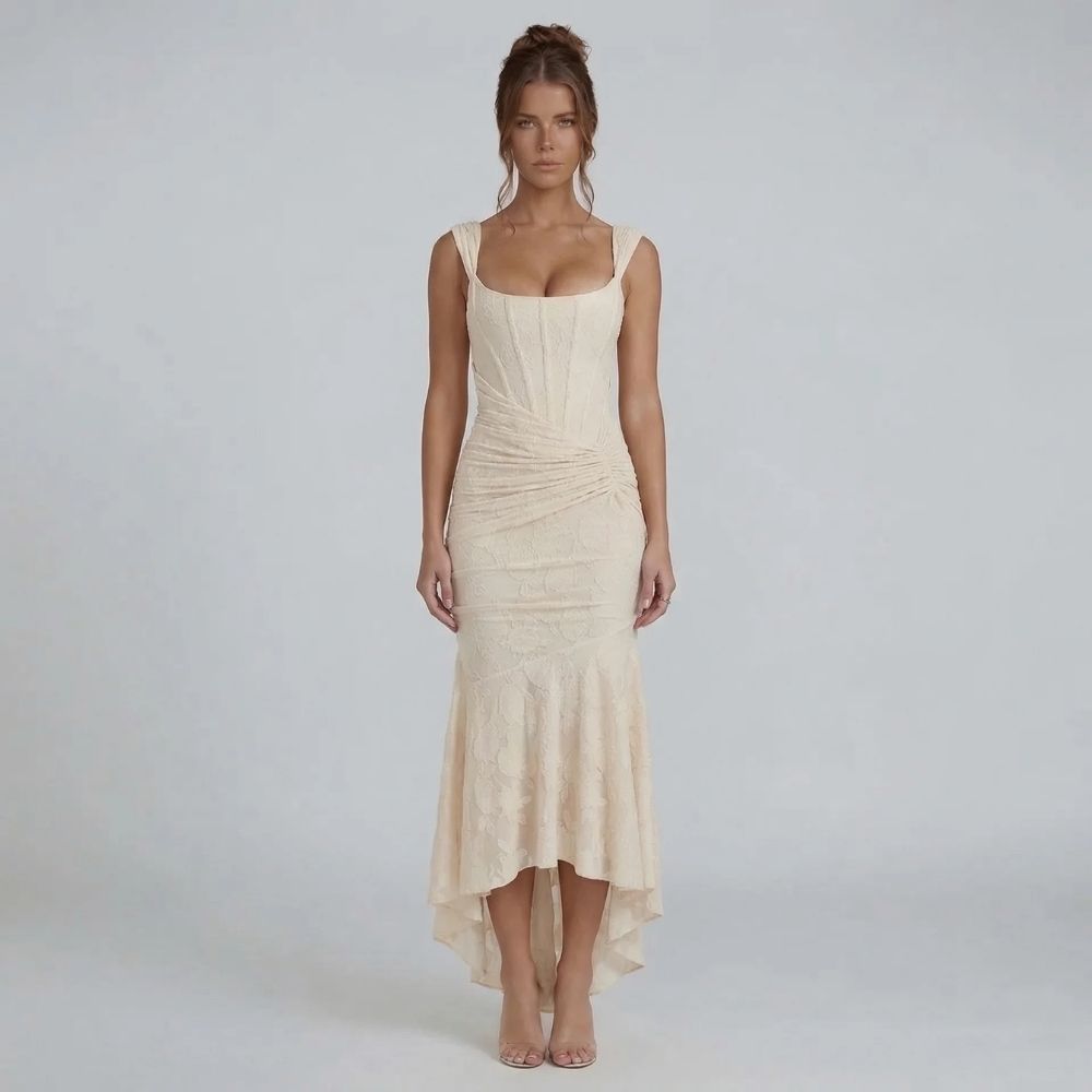Annalise Lace Maxi Dress - product image 5