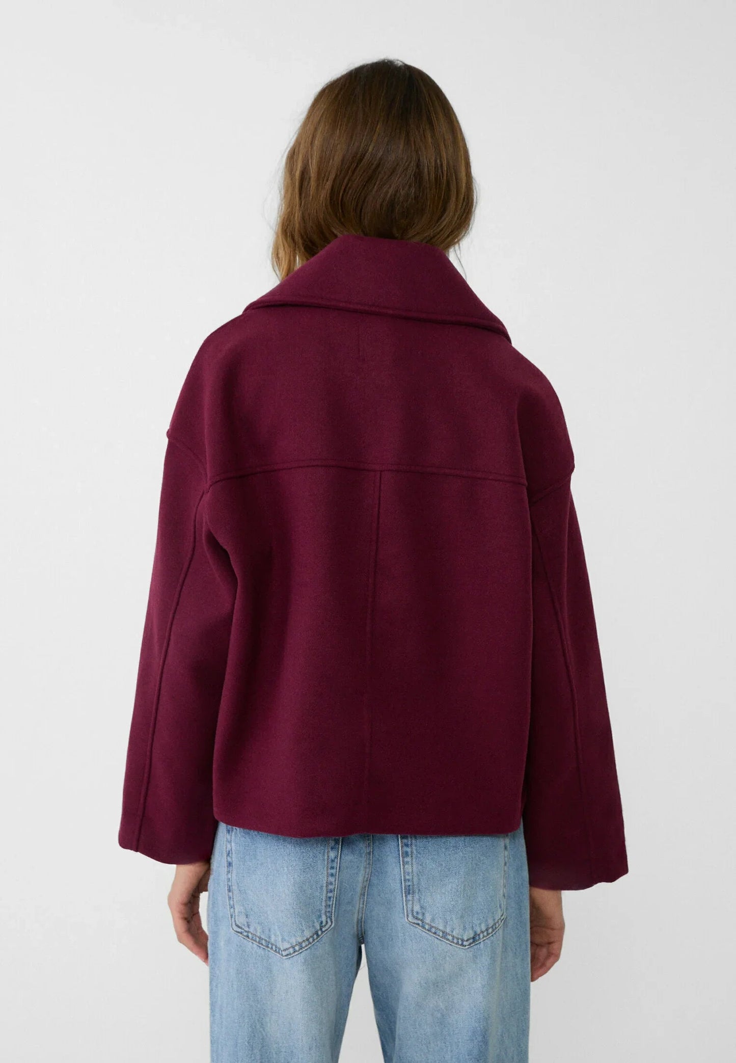 Women notch lapel jacket, front view