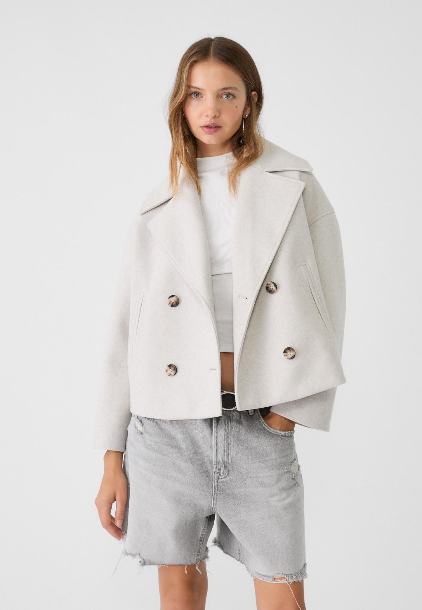Women notch lapel jacket, front view