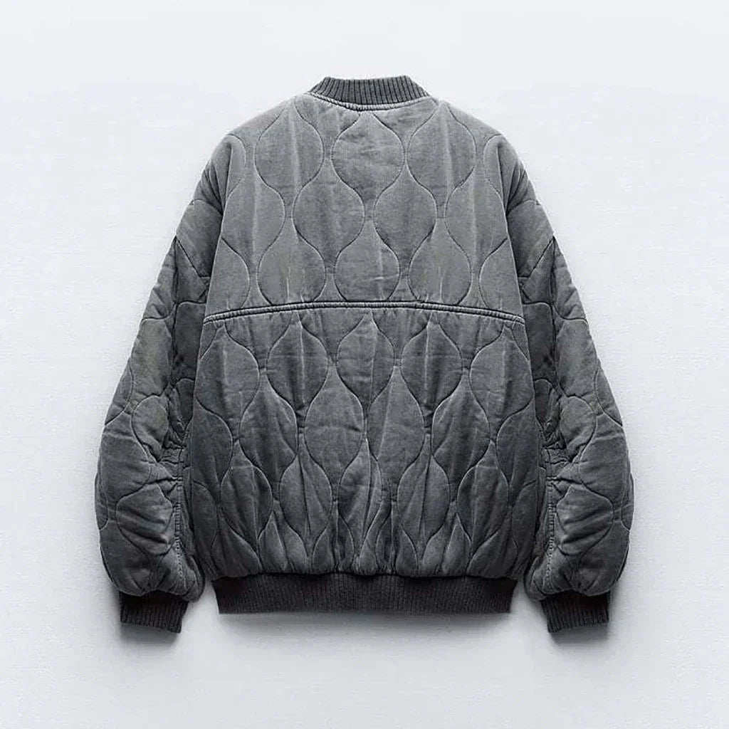 Women crew neck quilted jacket, side view