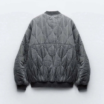Women crew neck quilted jacket, side view