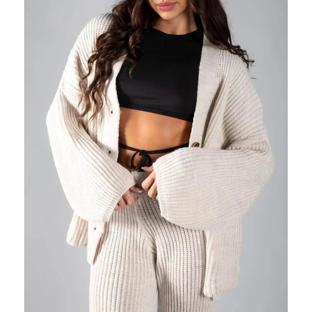 Women v neck off-shoulder set, front view