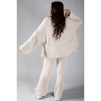 Women v neck off-shoulder set, back view